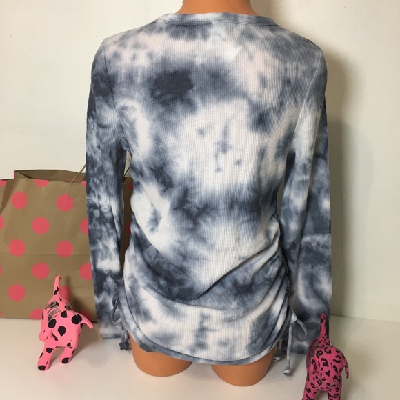 PINK VS WAFFLE KNIT TIE DYE RUCHED TIED SIDES TOP - Picture 6 of 7